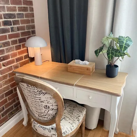 Audrey Hepburn Ii Location Cathedral View Air-conditioned Bratislava