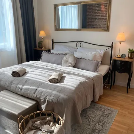 Apartment Audrey Hepburn Ii Location Cathedral View Air-conditioned