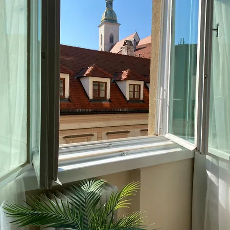 Apartment Audrey Hepburn Ii Location Cathedral View Air-conditioned