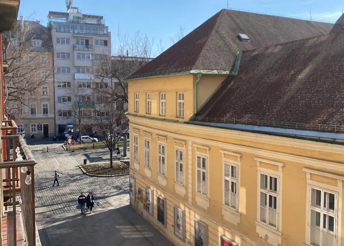 Apartament Audrey Hepburn Ii Location Cathedral View Air-conditioned Bratislava