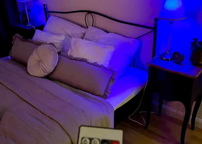 Audrey Hepburn Ii Location Cathedral View Air-conditioned *