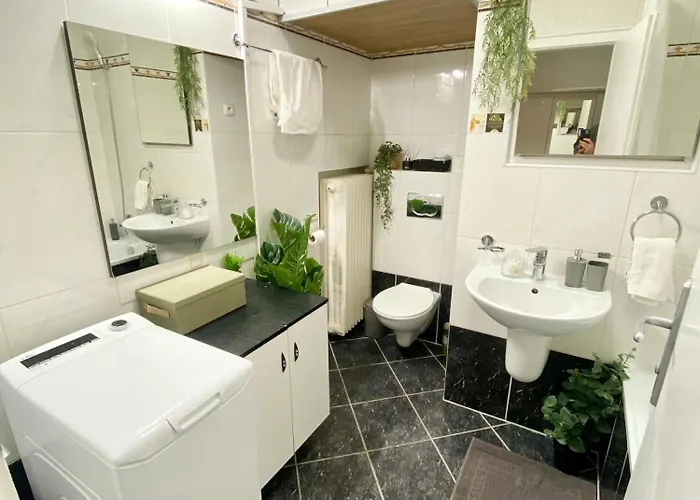 Audrey Hepburn Ii Location Cathedral View Air-conditioned * Bratislava