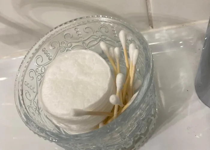 Audrey Hepburn Ii Location Cathedral View Air-conditioned *