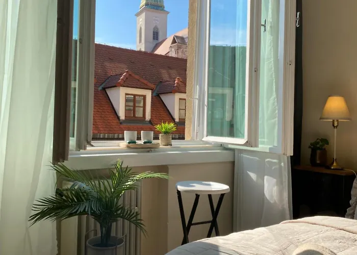 Apartament Audrey Hepburn Ii Location Cathedral View Air-conditioned