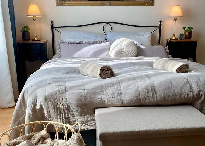 Audrey Hepburn Ii Location Cathedral View Air-conditioned ブラチスラヴァ